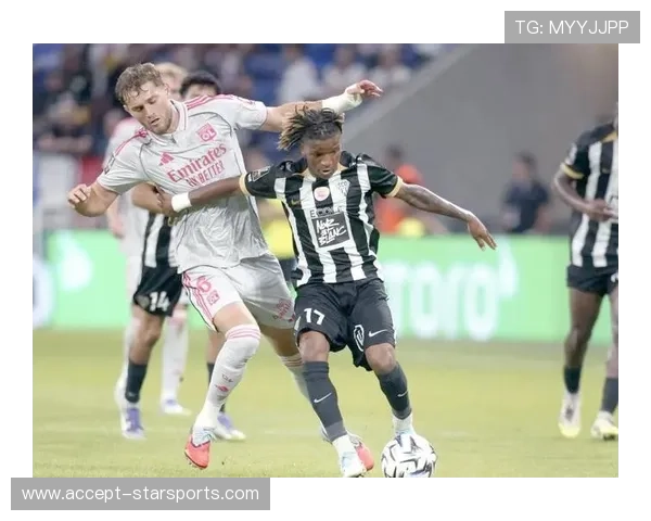 昂热俱乐部发展历程与成就分析：从法甲中游到欧洲赛场的挑战与机遇